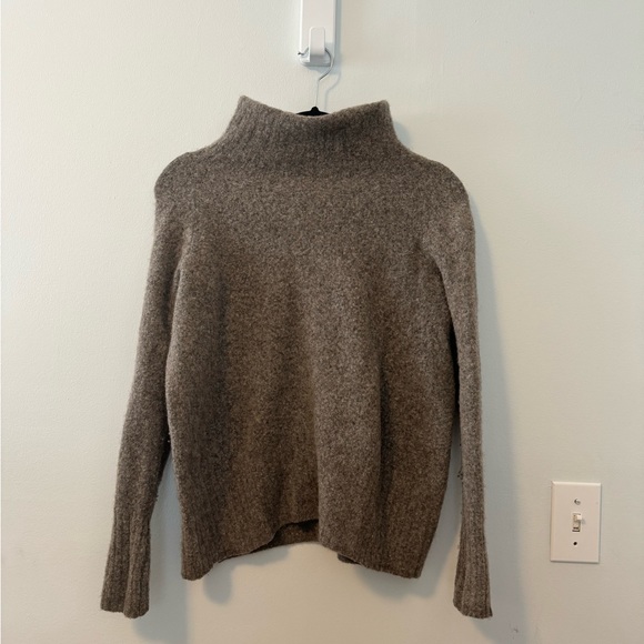 Aritzia X Community Plutarch Turtleneck sweater in Brown - XXS - Picture 4 of 10